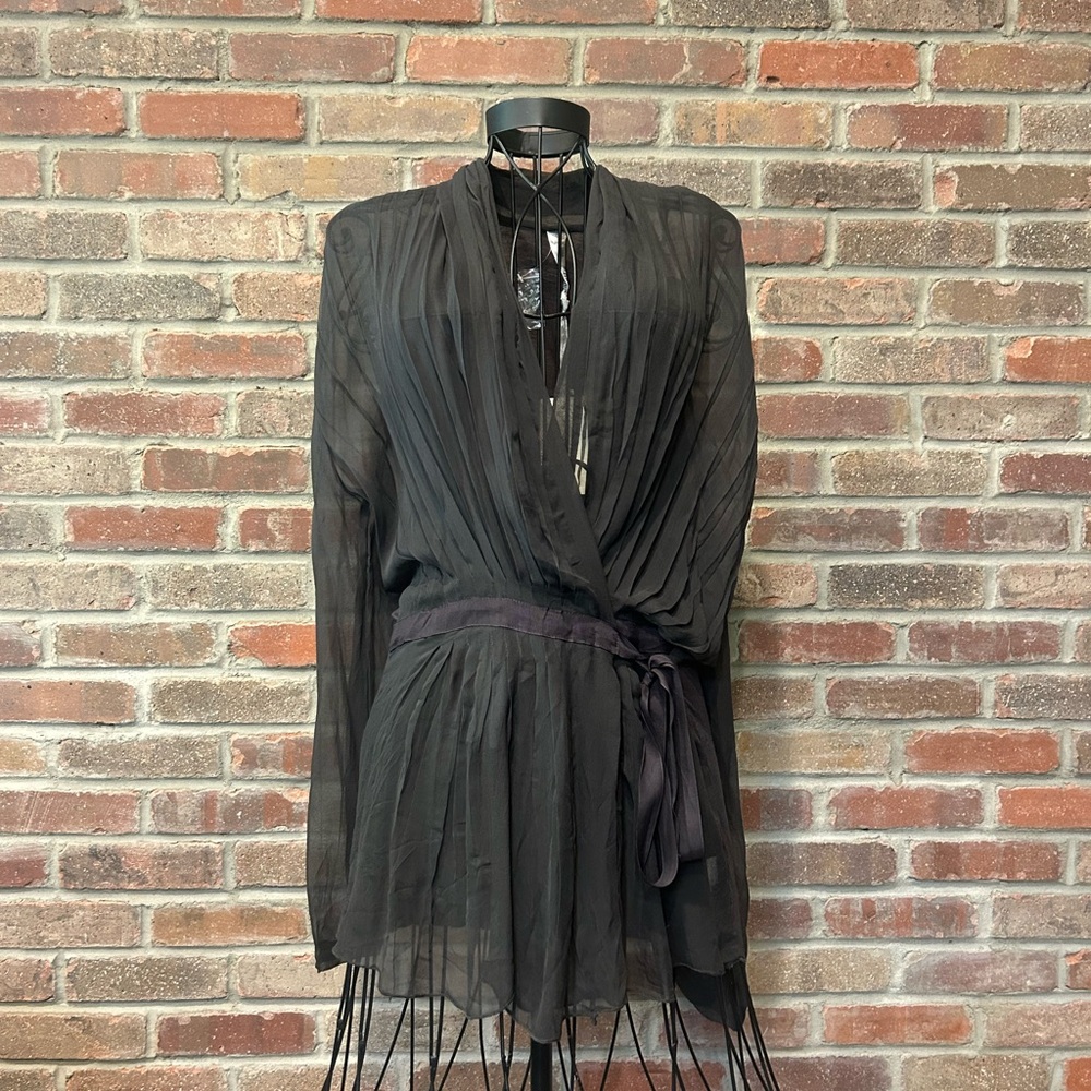 Miilla Sheer 100% Silk Size Large Wrap Shirt Charcoal Gray. New With Tags.